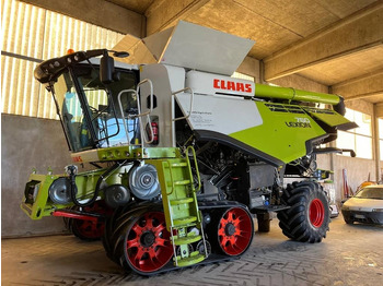 Máy gặt đập CLAAS Lexion 760