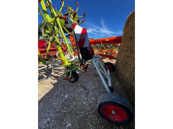 Dàn trải/ Cào CLAAS Volto