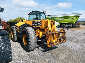 Xe nhấc hình viễn vọng kính JCB