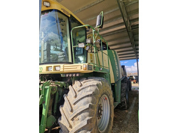 Máy gặt đập thức ăn gia súc KRONE