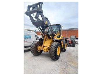 Máy xúc lật bánh lốp VOLVO L70H