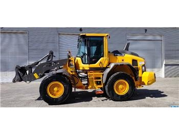 Máy xúc lật bánh lốp VOLVO L70H