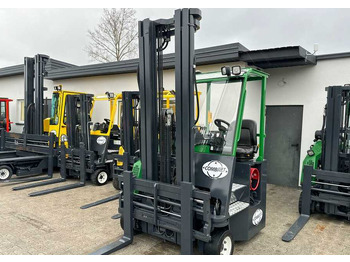 Xe tải tiếp cận 4 hướng COMBILIFT