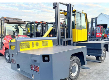 Máy chất hàng bên COMBILIFT