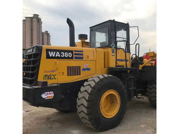 Máy xúc lật bánh lốp