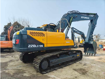 Máy xúc bánh xích Hyundai 220LC-9S Used Excavator for Mining & Construction | Price Negotiable, Global Shipping: hình 3 Máy xúc bánh xích Hyundai 220LC-9S Used Excavator for Mining & Construction | Price Negotiable, Global Shipping: hình 3