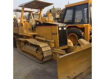 Máy ủi CATERPILLAR D4H
