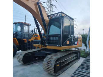 Máy xúc bánh xích CATERPILLAR 320D2