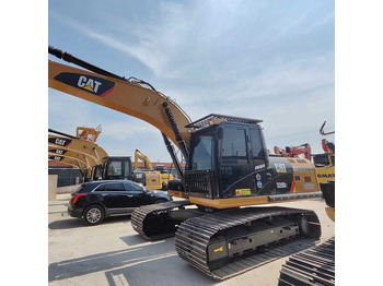 Máy xúc CATERPILLAR 320E