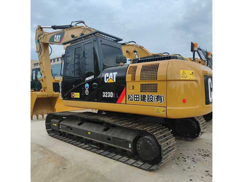 Máy xúc bánh xích CATERPILLAR 323