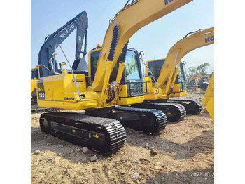 Máy xúc bánh xích KOMATSU PC120-8