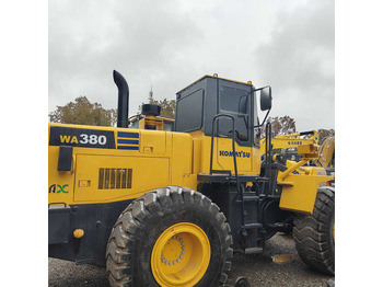 Máy xúc lật bánh lốp KOMATSU WA380-3