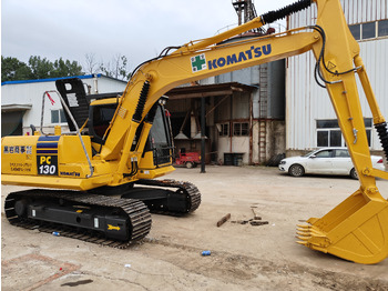 Máy xúc bánh xích KOMATSU PC130-7
