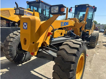 Máy san XCMG GR1803