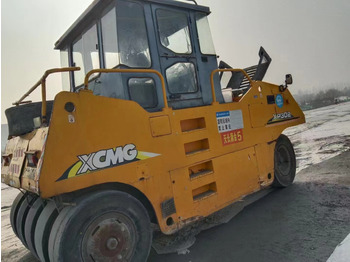 Máy lăn đường XCMG