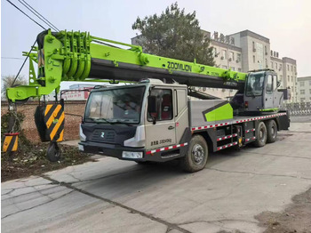 Cẩu bánh lốp ZOOMLION ZTC250