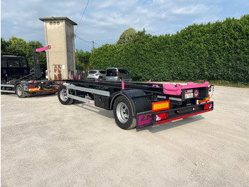 Rơ moóc thùng chứa