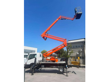 Nền bục trên không gắn trên xe tải