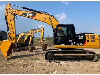 Máy xúc bánh xích CATERPILLAR 320D2