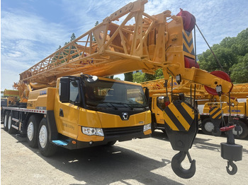 Cẩu bánh lốp XCMG QY50KC