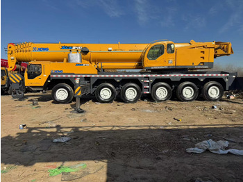 Cần cẩu mọi địa hình XCMG XCA240