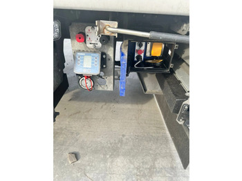 Sơ mi rơ moóc sàn đi bộ kraker 92 M3 10mm floor: hình 4