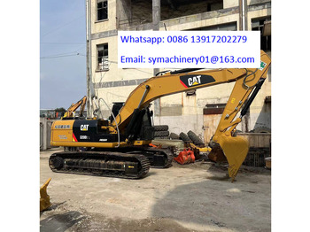 Máy xúc bánh xích CATERPILLAR 320D2