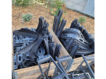 Thân xe và ngoại thất MERCEDES-BENZ Actros