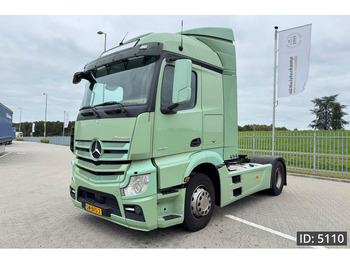 Xe đầu kéo MERCEDES-BENZ Actros 1840