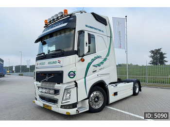Xe đầu kéo VOLVO FH 460