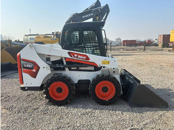 Máy xúc lật đa năng BOBCAT S510
