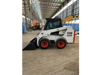 Máy xúc lật đa năng BOBCAT S130