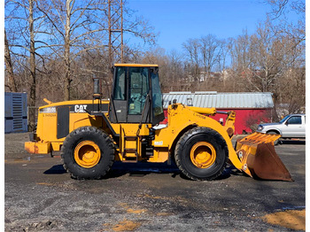 Máy xúc lật bánh lốp CATERPILLAR 950GC