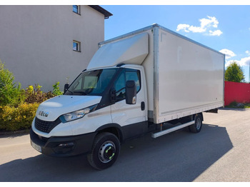 Xe tải hộp IVECO Daily 70c18