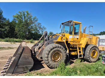 Máy xúc lật bánh lốp VOLVO L150E