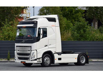 Xe đầu kéo VOLVO FH 500