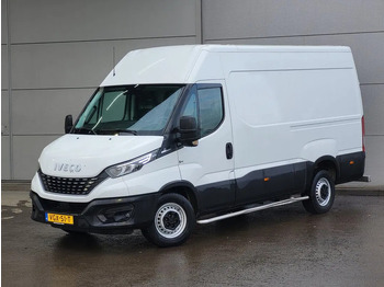 Xe van chở hàng IVECO Daily 35s14