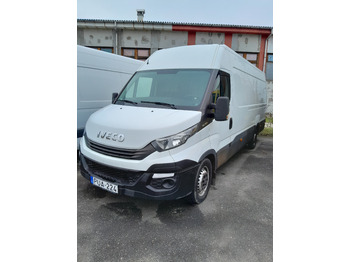 Xe tải nhỏ thùng kín IVECO Daily 35s14