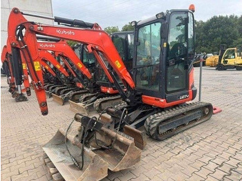 Máy xúc mini KUBOTA KX027-4