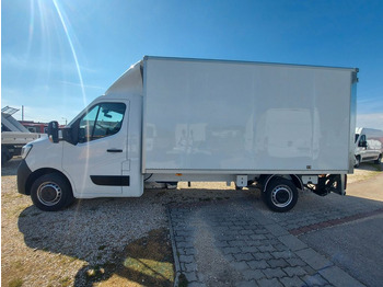 Xe tải nhỏ thùng kín RENAULT Master