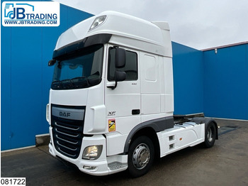 Xe đầu kéo DAF XF 440