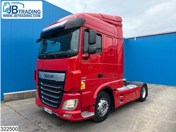 Xe đầu kéo DAF XF 530