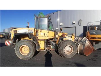 Máy xúc lật bánh lốp KOMATSU WA320-5