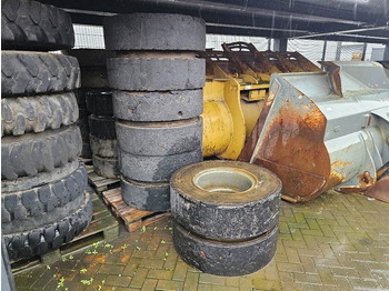 Lốp và vành cho Máy móc xây dựng Liebherr 12.00-20 SOLID - Tire/Reifen/Band: hình 2 Lốp và vành cho Máy móc xây dựng Liebherr 12.00-20 SOLID - Tire/Reifen/Band: hình 2