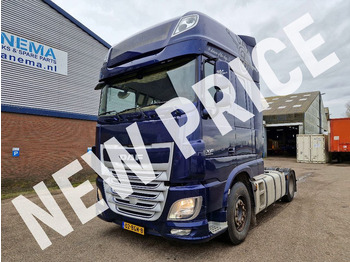 Xe đầu kéo DAF XF 440