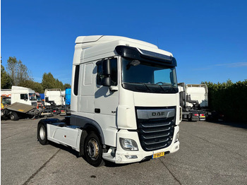 Xe đầu kéo DAF XF 450