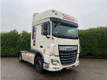 Xe đầu kéo DAF XF 460