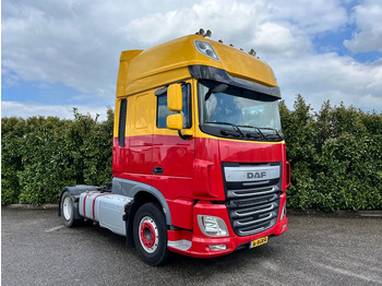 Xe đầu kéo DAF XF 460