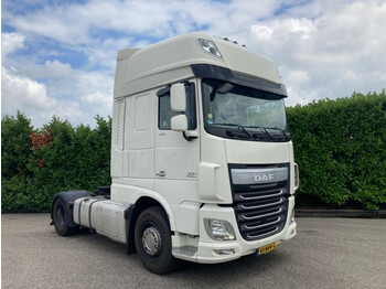 Xe đầu kéo DAF XF 460