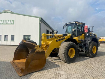 Máy xúc lật bánh lốp KOMATSU WA470-8